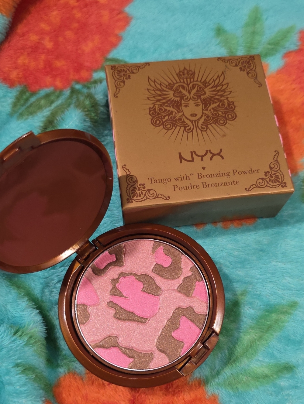NYX When Leopard Gets A Tan Bronzer Powder NIB